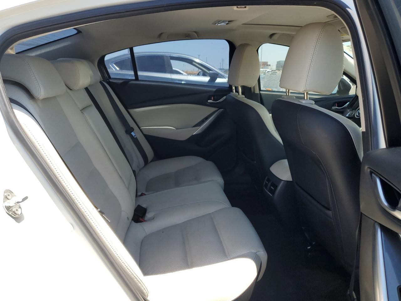 JM1GJ1W52G1438592 2016 Mazda 6 Grand Touring