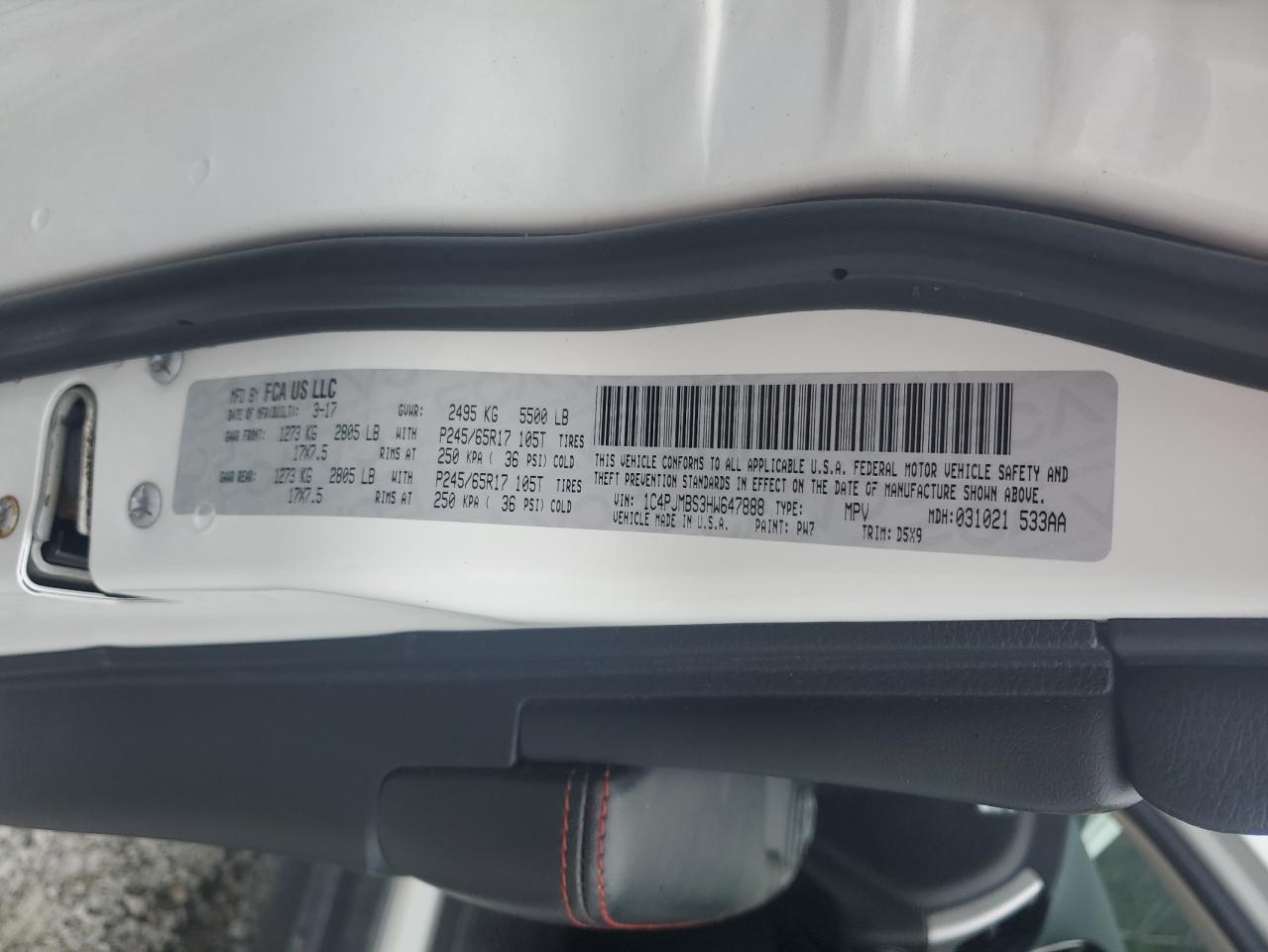 2017 Jeep Cherokee Trailhawk VIN: 1C4PJMBS3HW647888 Lot: 68462265