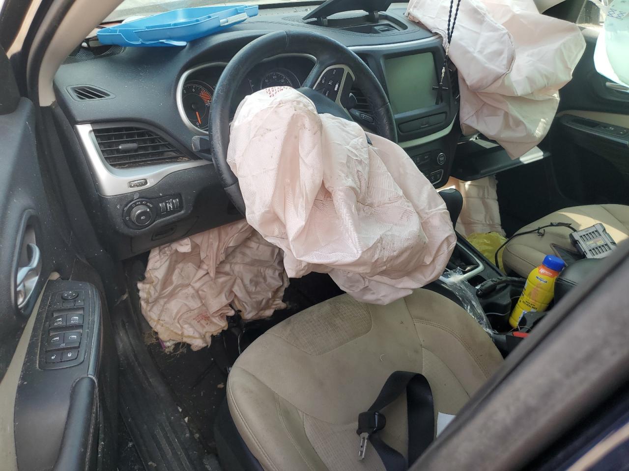 2016 Jeep Cherokee Latitude VIN: 1C4PJLCS7GW337041 Lot: 69350665