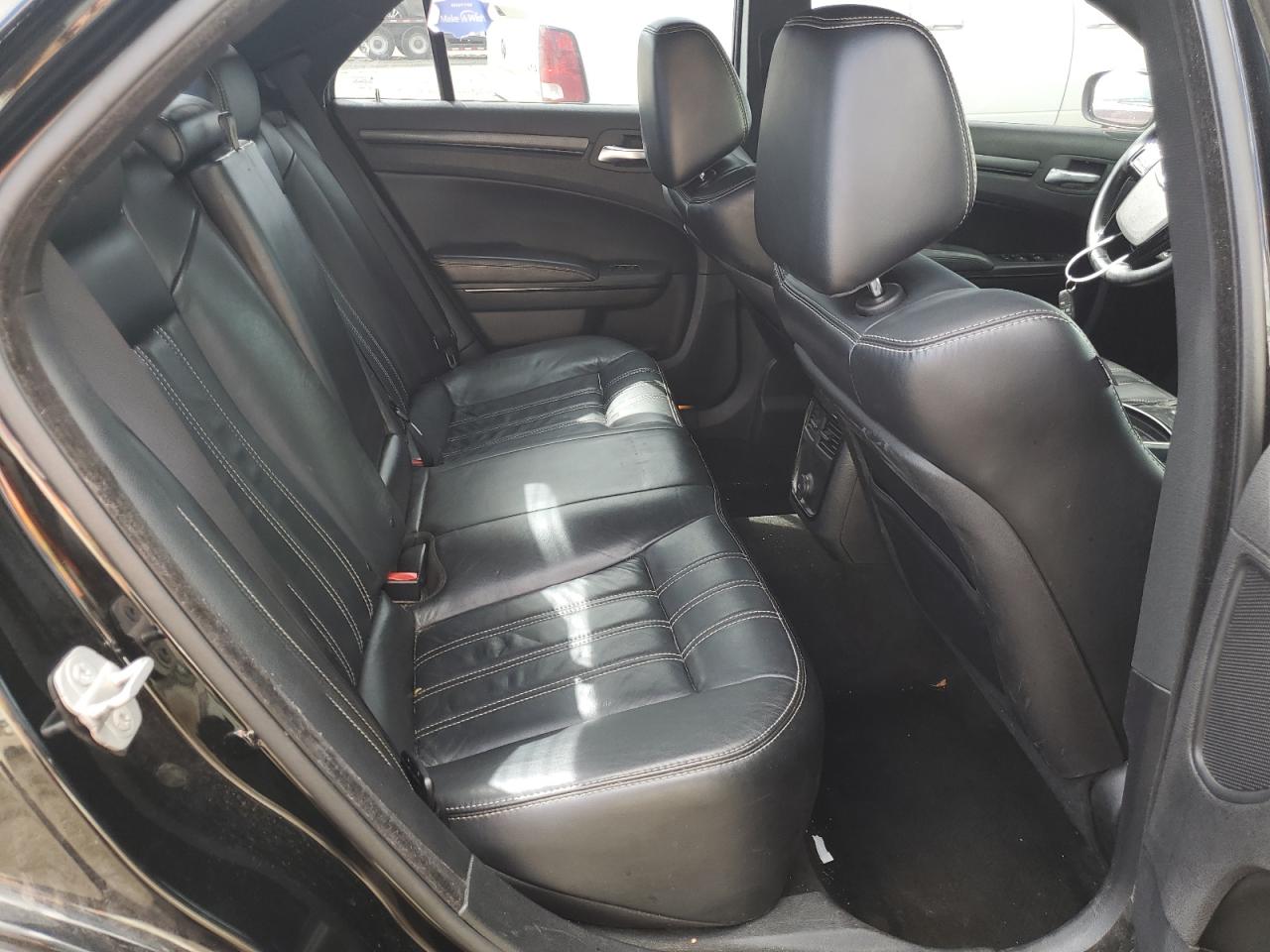 2014 Chrysler 300 S VIN: 2C3CCAGG2EH331537 Lot: 70134915