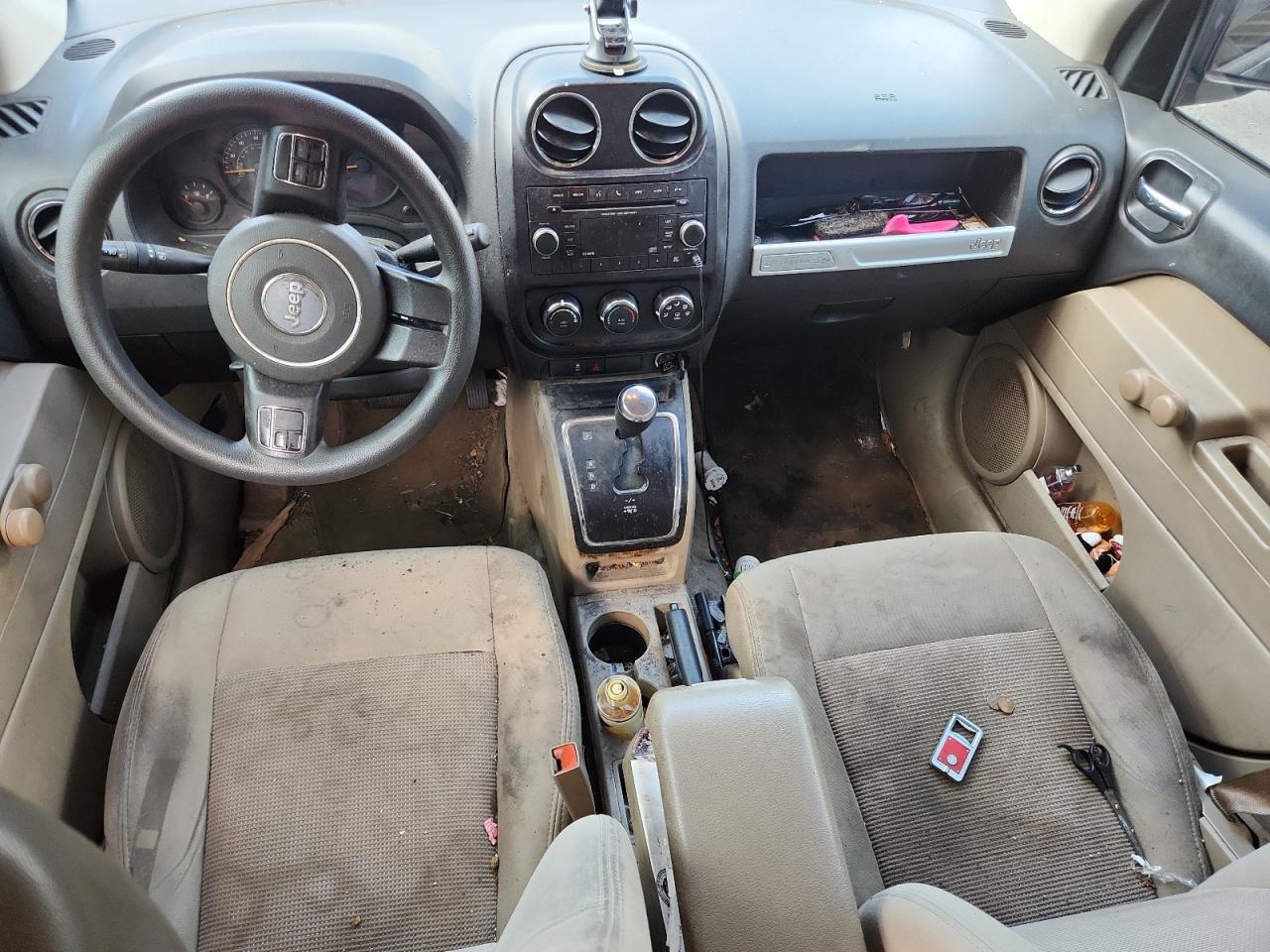 2014 Jeep Compass Sport VIN: 1C4NJCBB5ED674387 Lot: 70961365