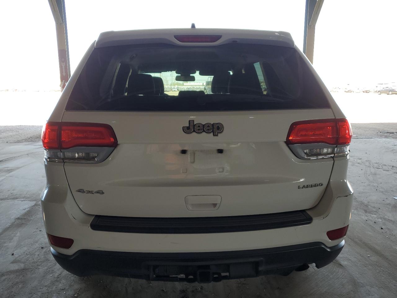 1C4RJFAGXEC186476 2014 Jeep Grand Cherokee Laredo