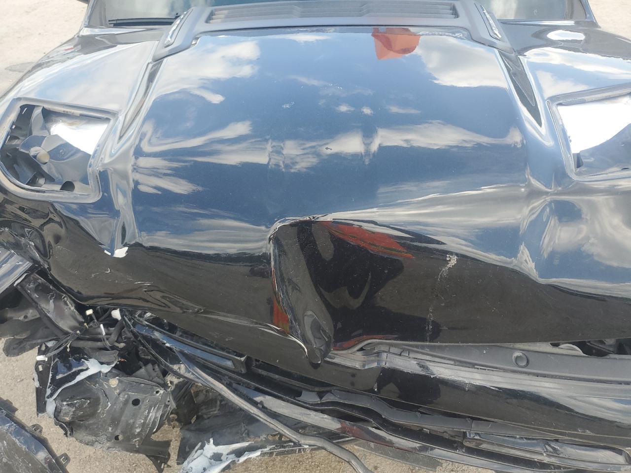 2020 Ram 1500 Laramie VIN: 1C6SRFJTXLN175977 Lot: 68903125