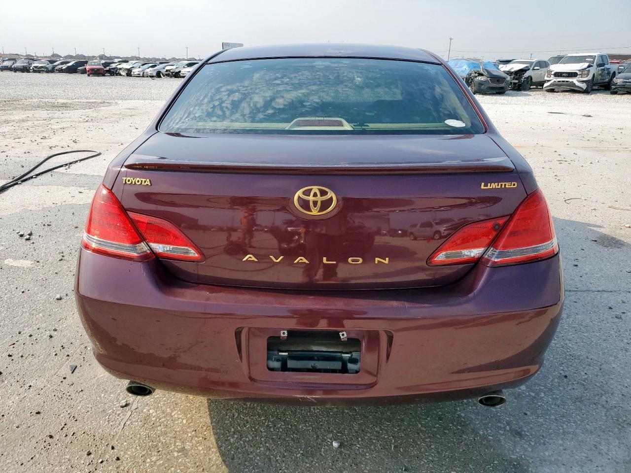 2005 Toyota Avalon Xl VIN: 4T1BK36B55U061417 Lot: 69936845