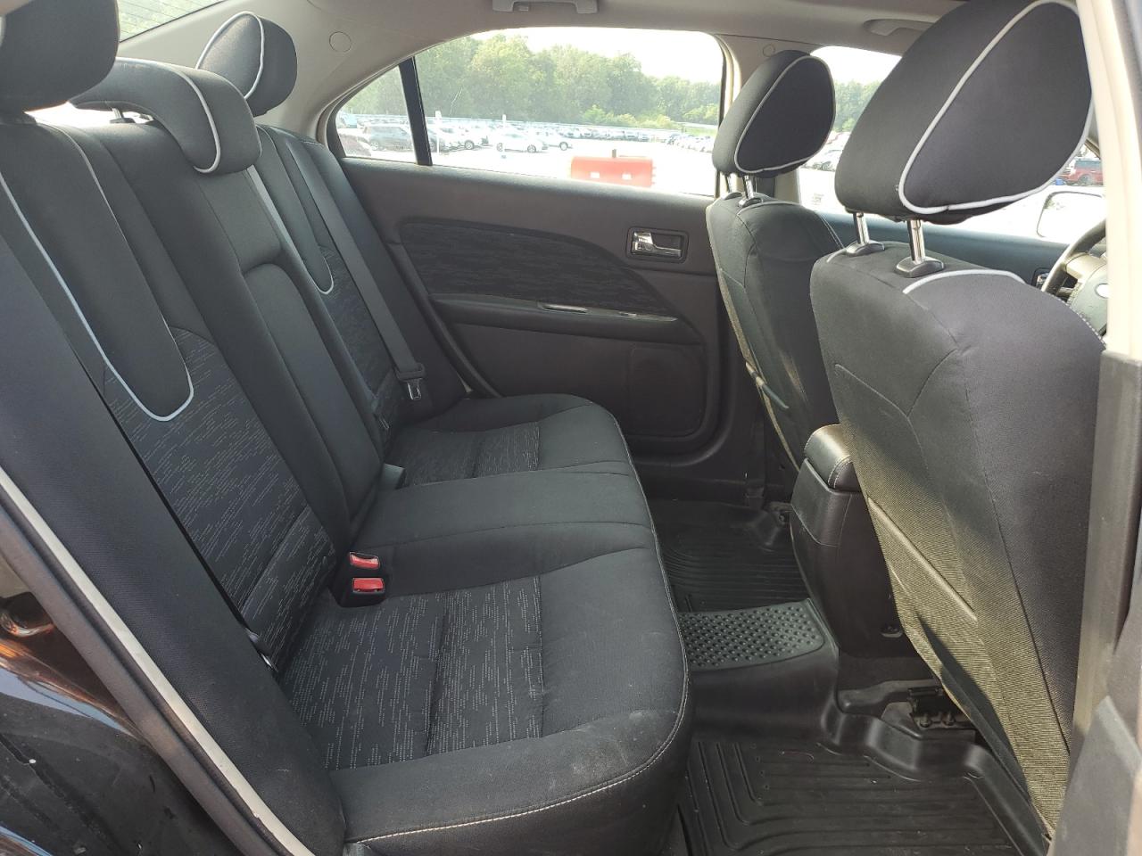 2011 Ford Fusion Se VIN: 3FAHP0HA9BR277542 Lot: 67869355