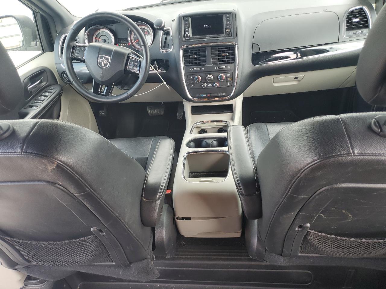 2018 Dodge Grand Caravan Sxt VIN: 2C4RDGCG9JR215414 Lot: 71731655