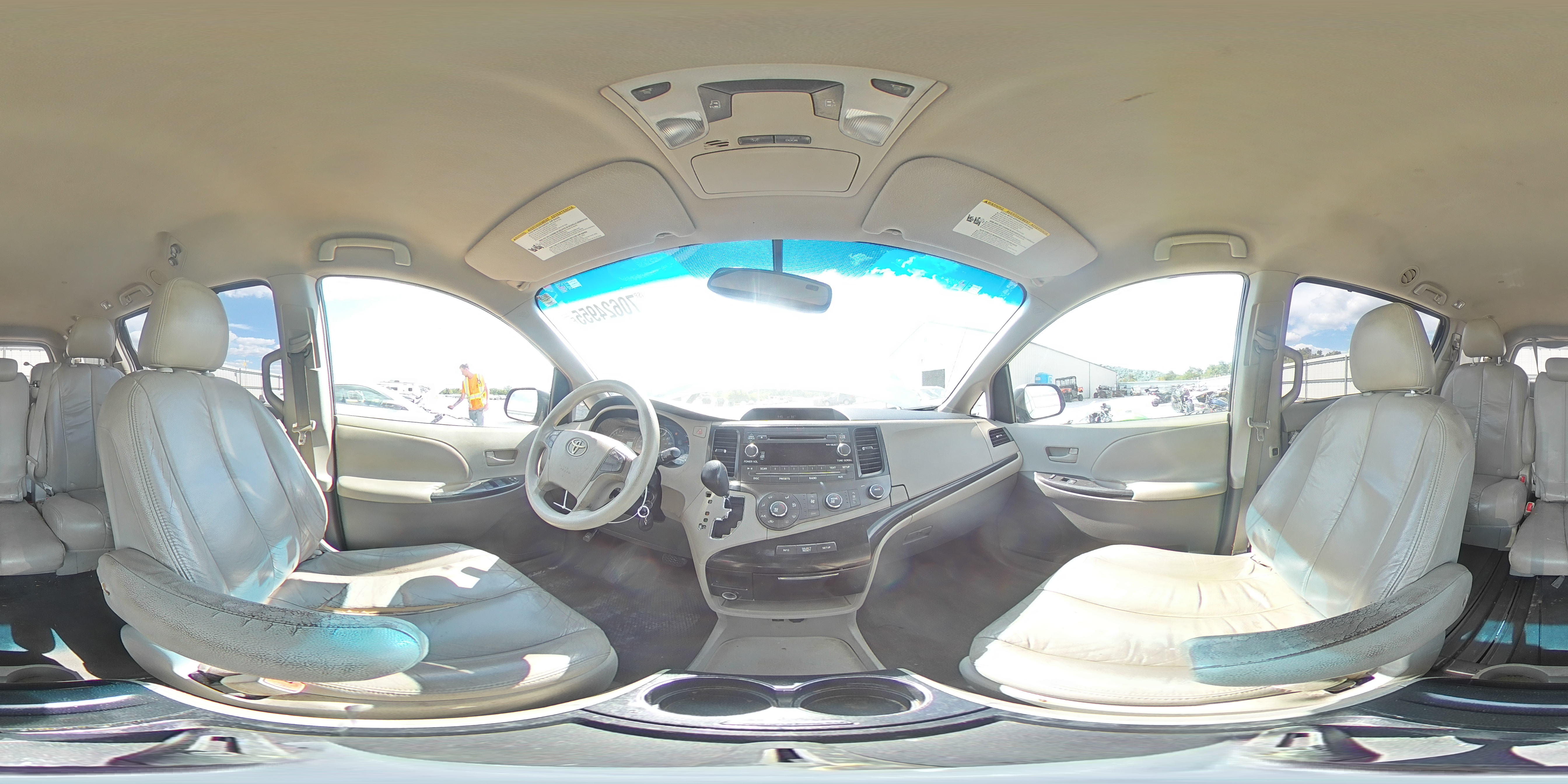 2011 Toyota Sienna Le VIN: 5TDKK3DC2BS041609 Lot: 70624955
