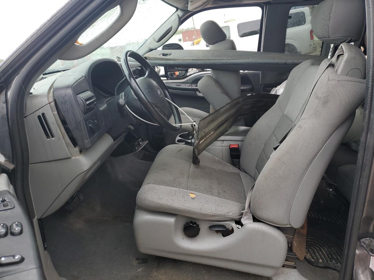 2005 Ford F250 Super Duty VIN: 1FTSX21525EA71334 Lot: 69344215