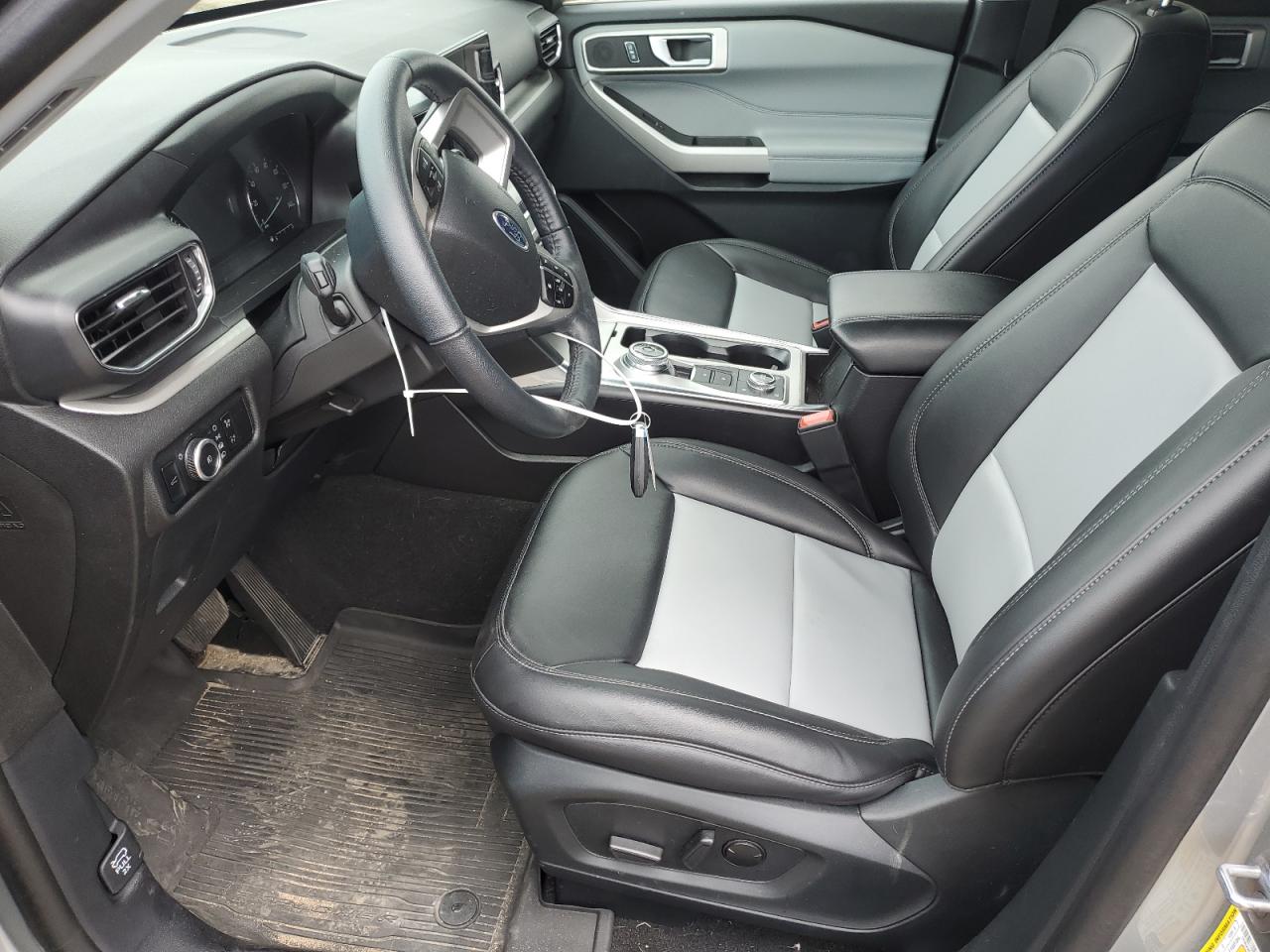 2024 Ford Explorer Xlt VIN: 1FMSK8DHXRGA00976 Lot: 70361495