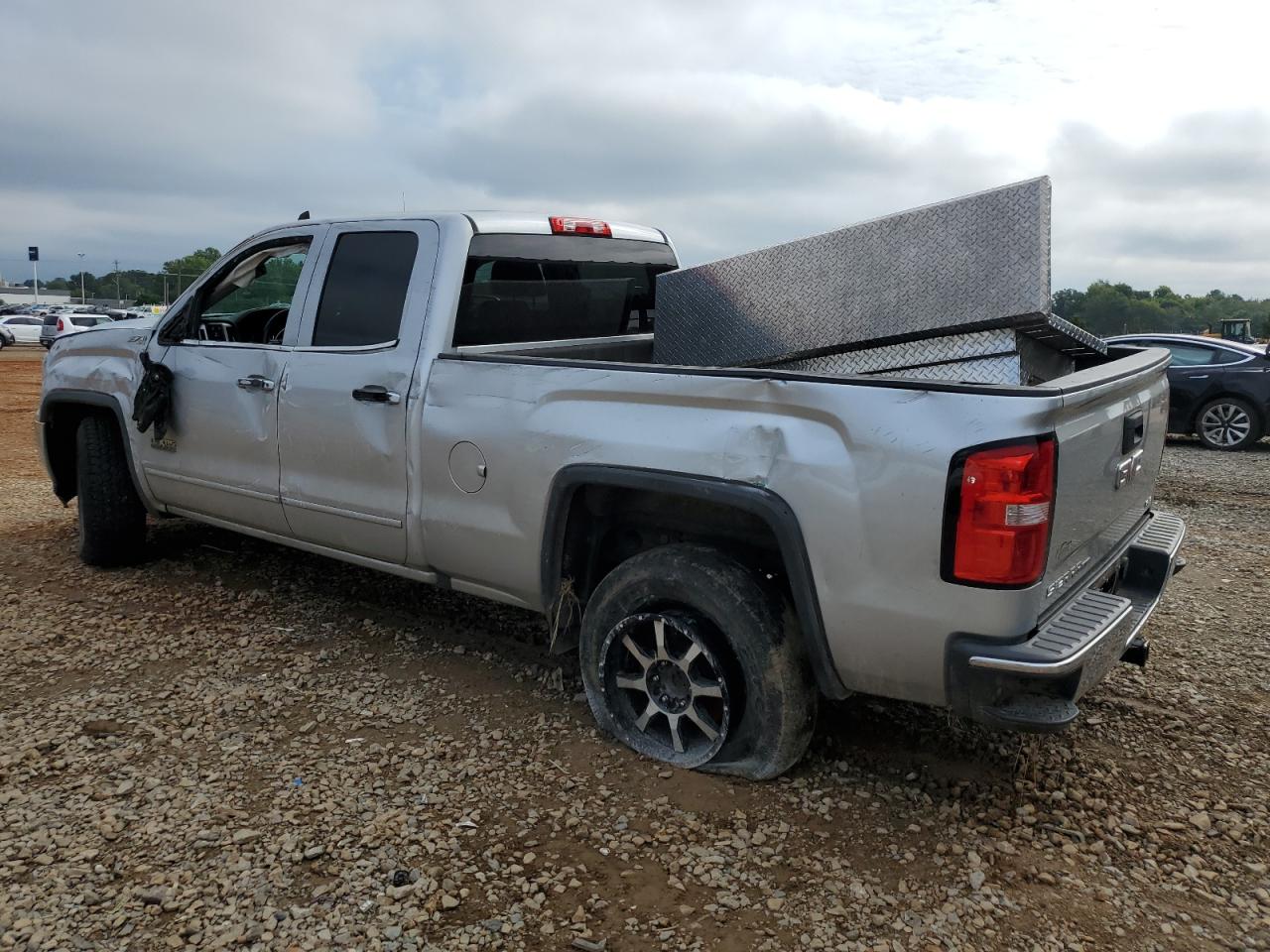2019 GMC Sierra Limited K1500 Sle silver null gas 2GTV2MEC9K1199079 photo #3