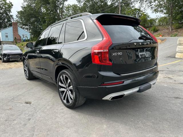 2017 VOLVO XC90 T6  