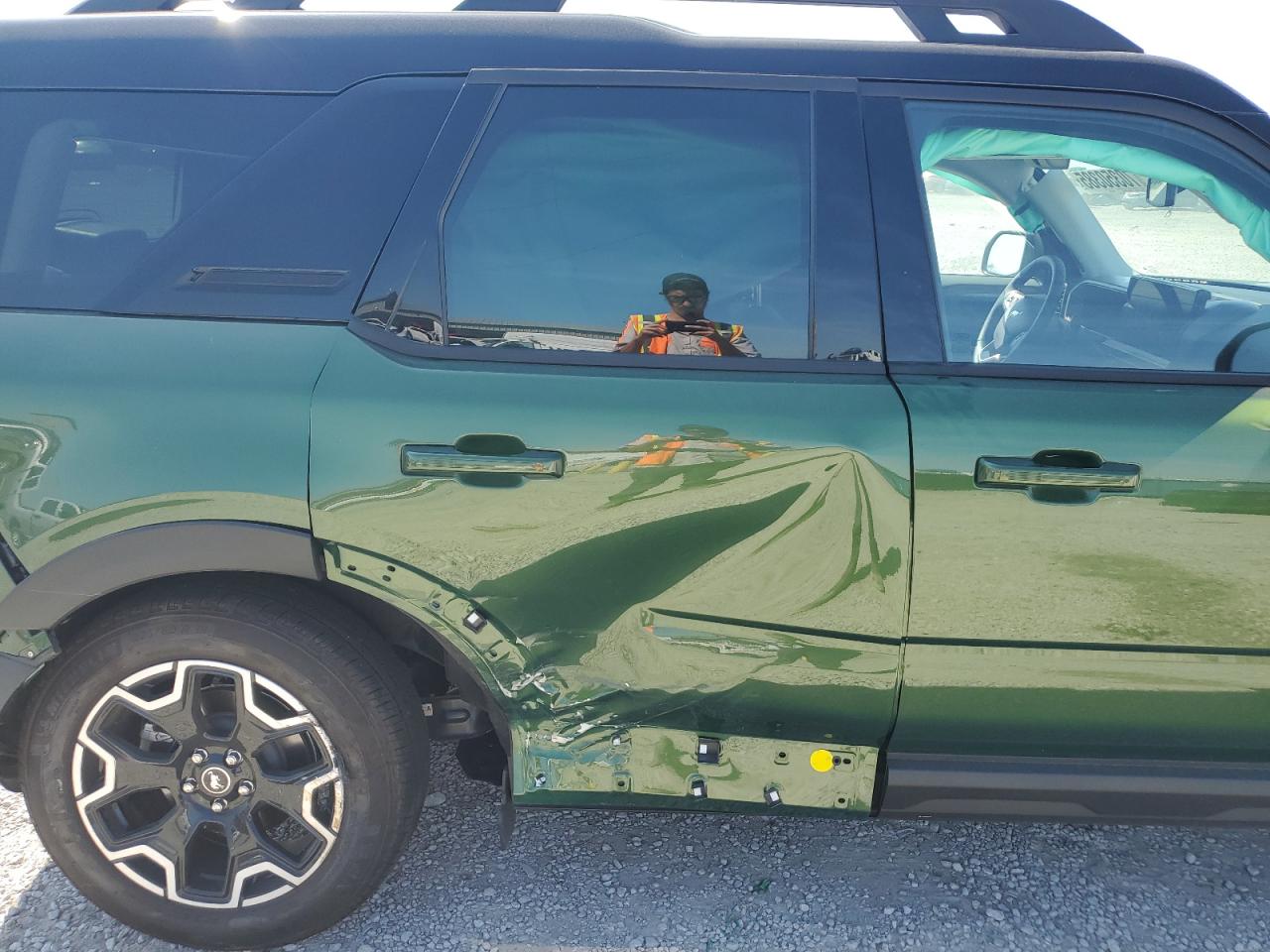 2025 Ford Bronco Sport Outer Banks VIN: 3FMCR9CN0SRE53841 Lot: 70350385