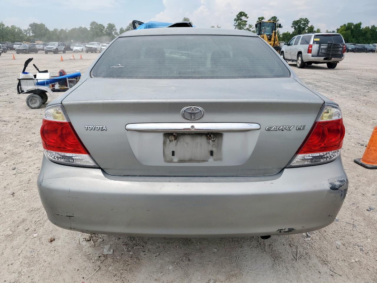 2005 Toyota Camry Le VIN: 4T1BE32K45U570976 Lot: 69591995
