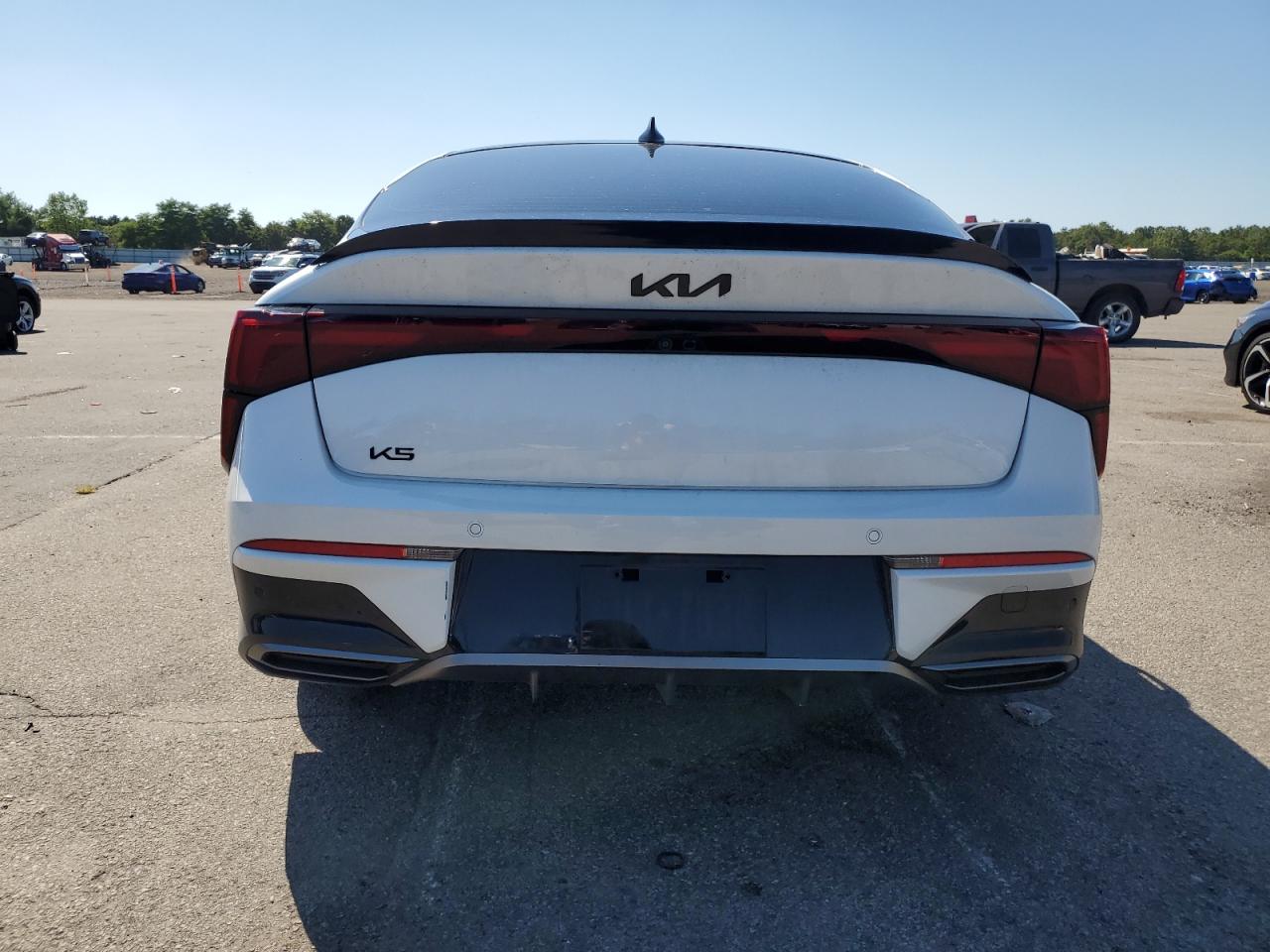 2025 Kia K5 Gt Line VIN: KNAG64J7XS5325256 Lot: 70141525