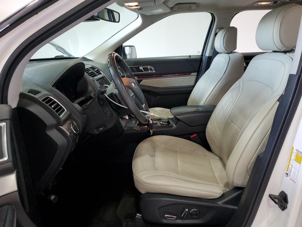 2017 Ford Explorer Platinum VIN: 1FM5K8HT5HGC59689 Lot: 67543385