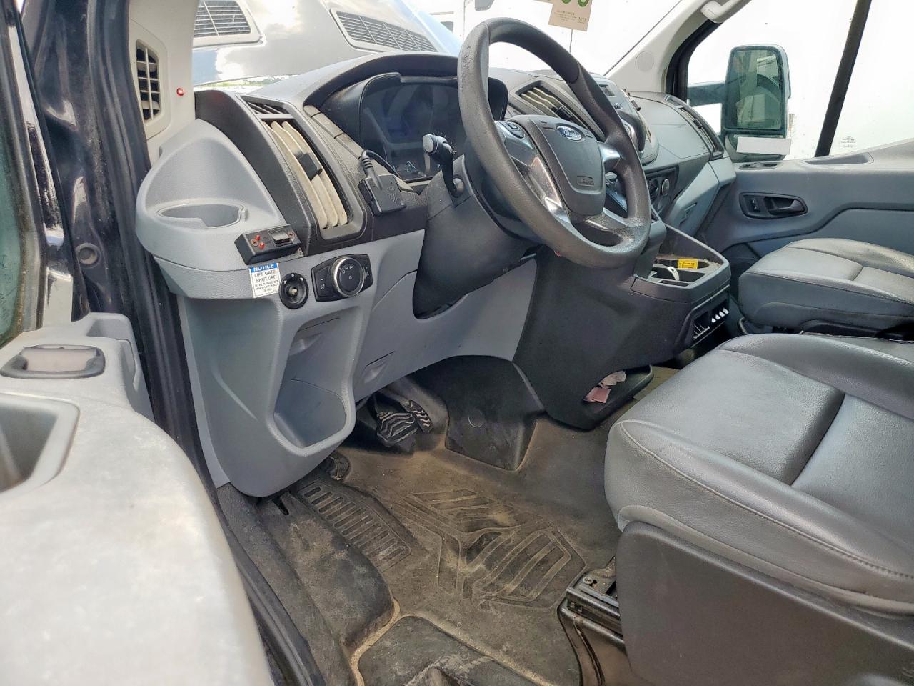 2017 Ford Transit T-350 Hd VIN: 1FDBF9ZM1JKB47639 Lot: 67073095