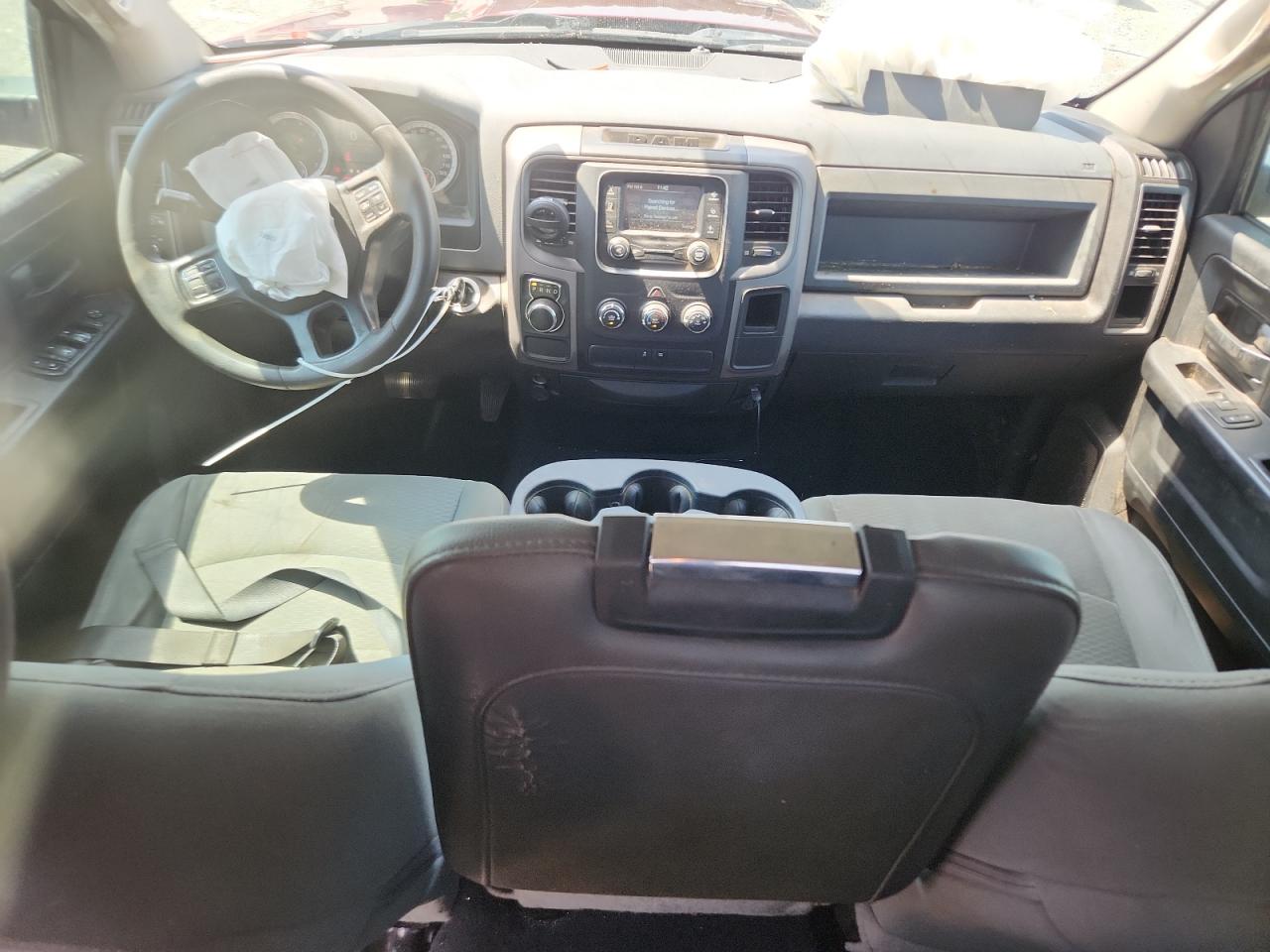 2019 Ram 1500 Classic Tradesman VIN: 1C6RR6FT5KS552531 Lot: 70733055