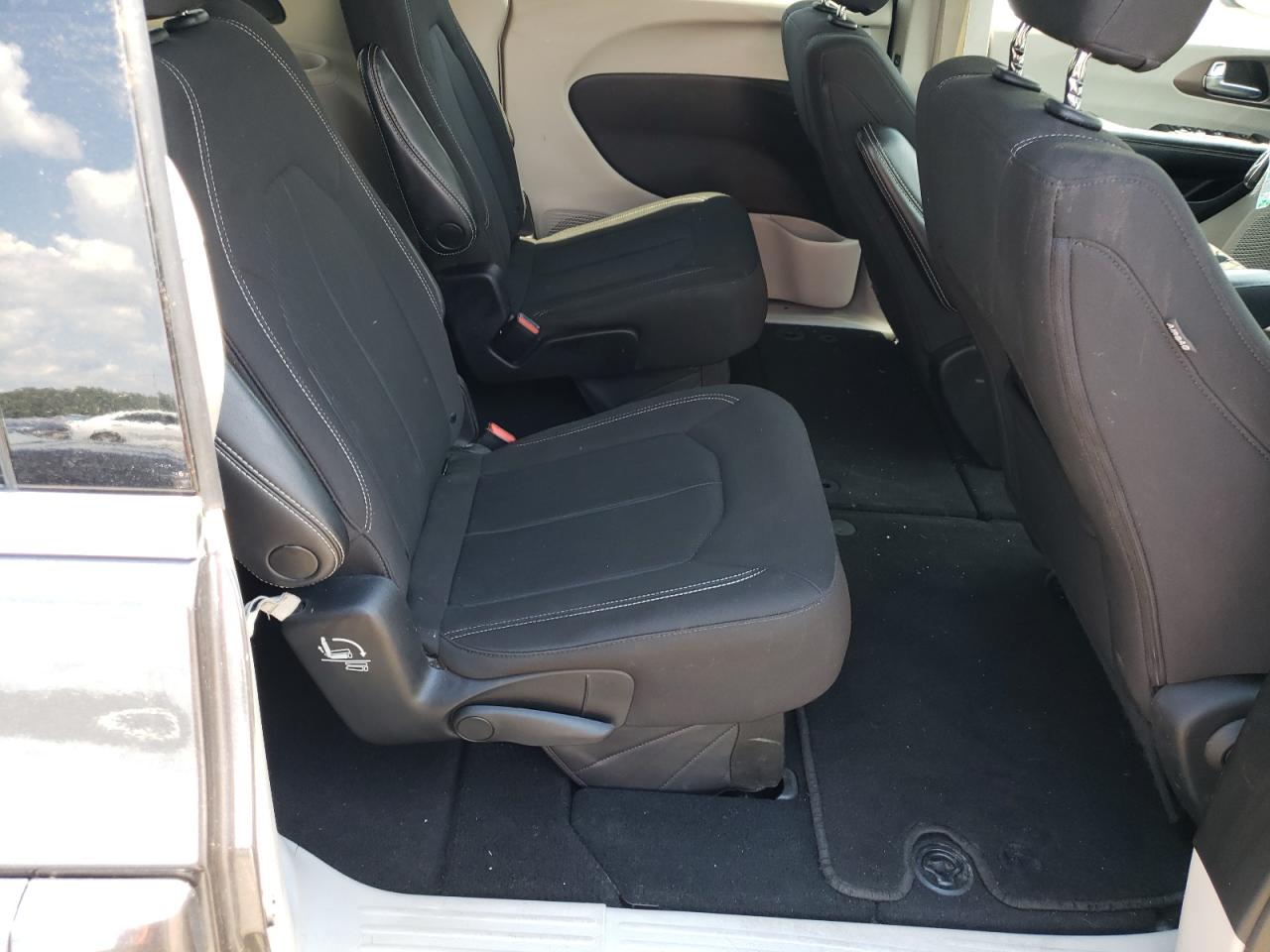 2022 Chrysler Voyager Lx VIN: 2C4RC1CG4NR226648 Lot: 67993305