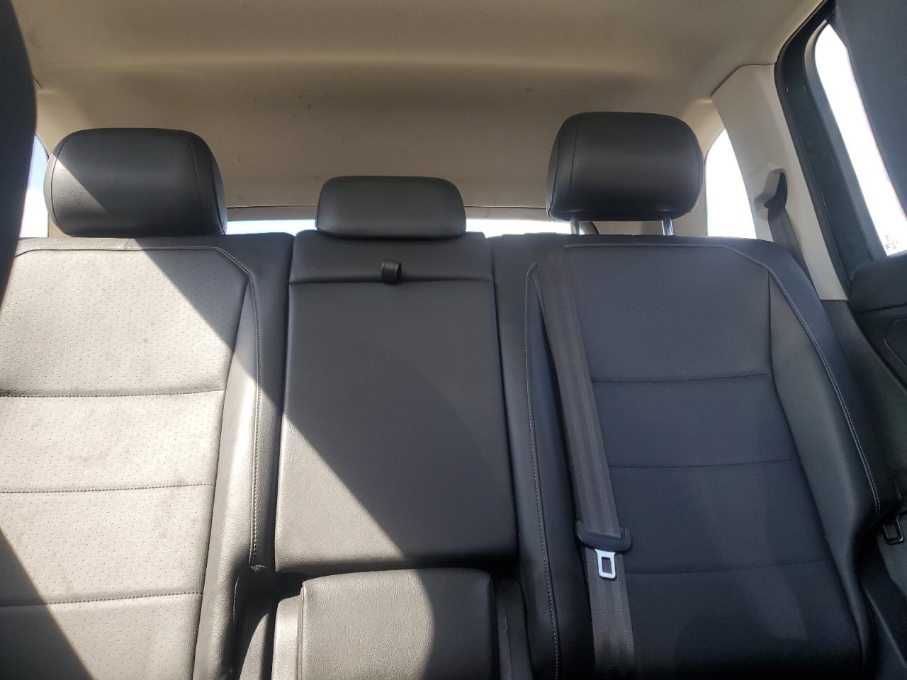 2018 Volkswagen Tiguan Se VIN: 3VV2B7AX2JM198586 Lot: 70026545