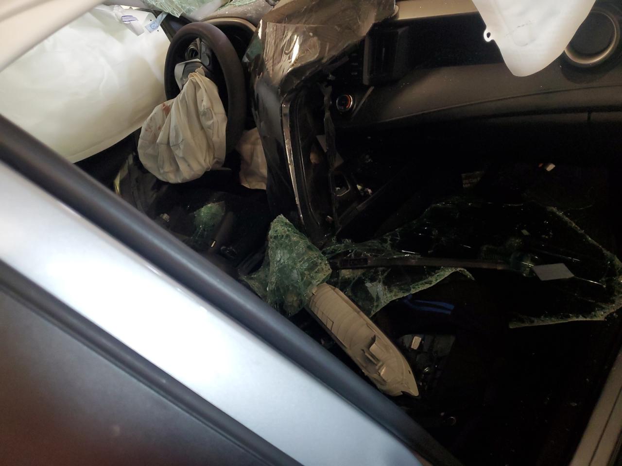 2017 Toyota Rav4 Le VIN: 2T3BFREV0HW567977 Lot: 70910695