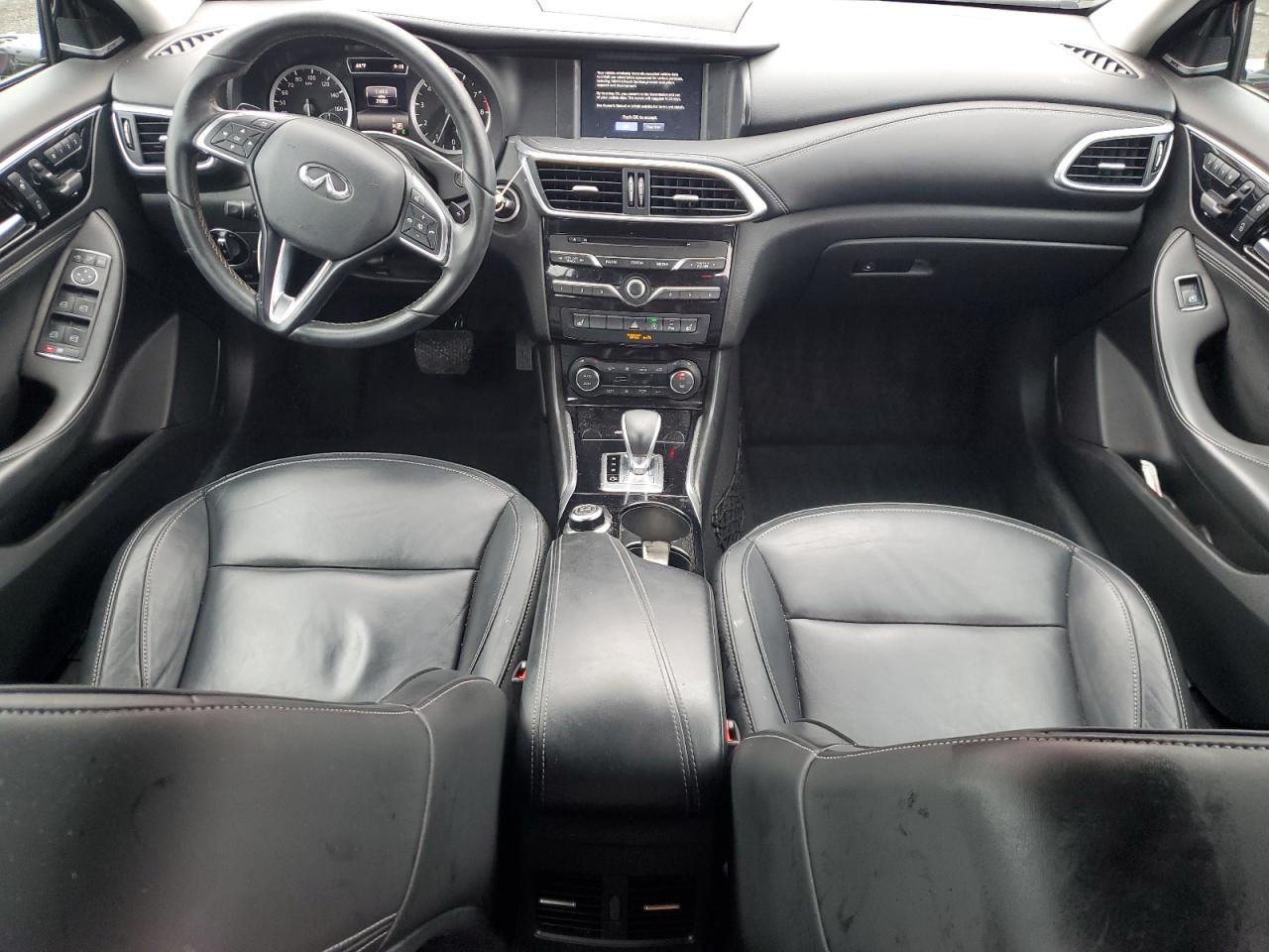 QX30 QX30