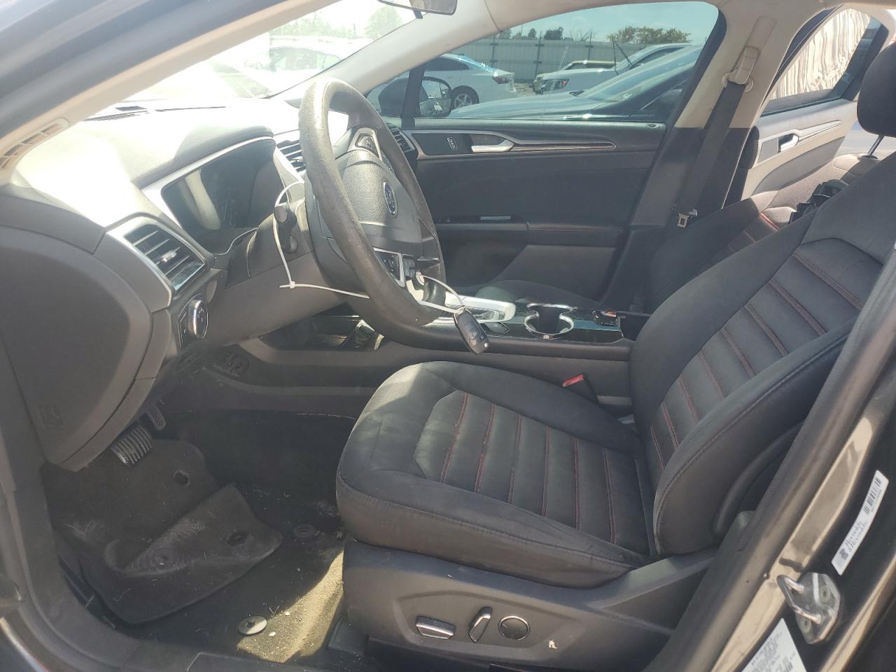 2015 Ford Fusion Se VIN: 3FA6P0HD0FR178907 Lot: 70219225