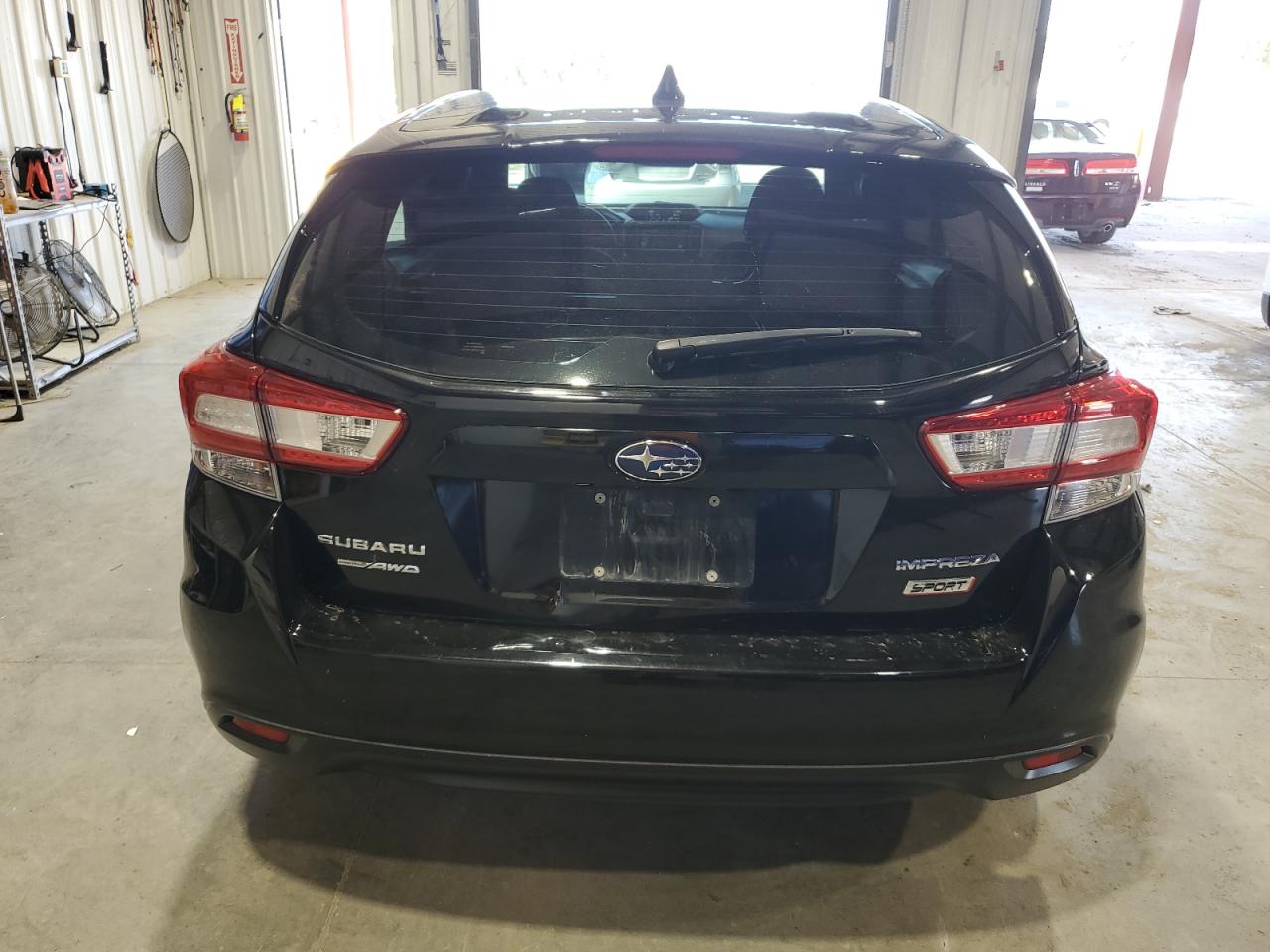 2018 Subaru Impreza Sport VIN: 4S3GTAM69J3710282 Lot: 67680895