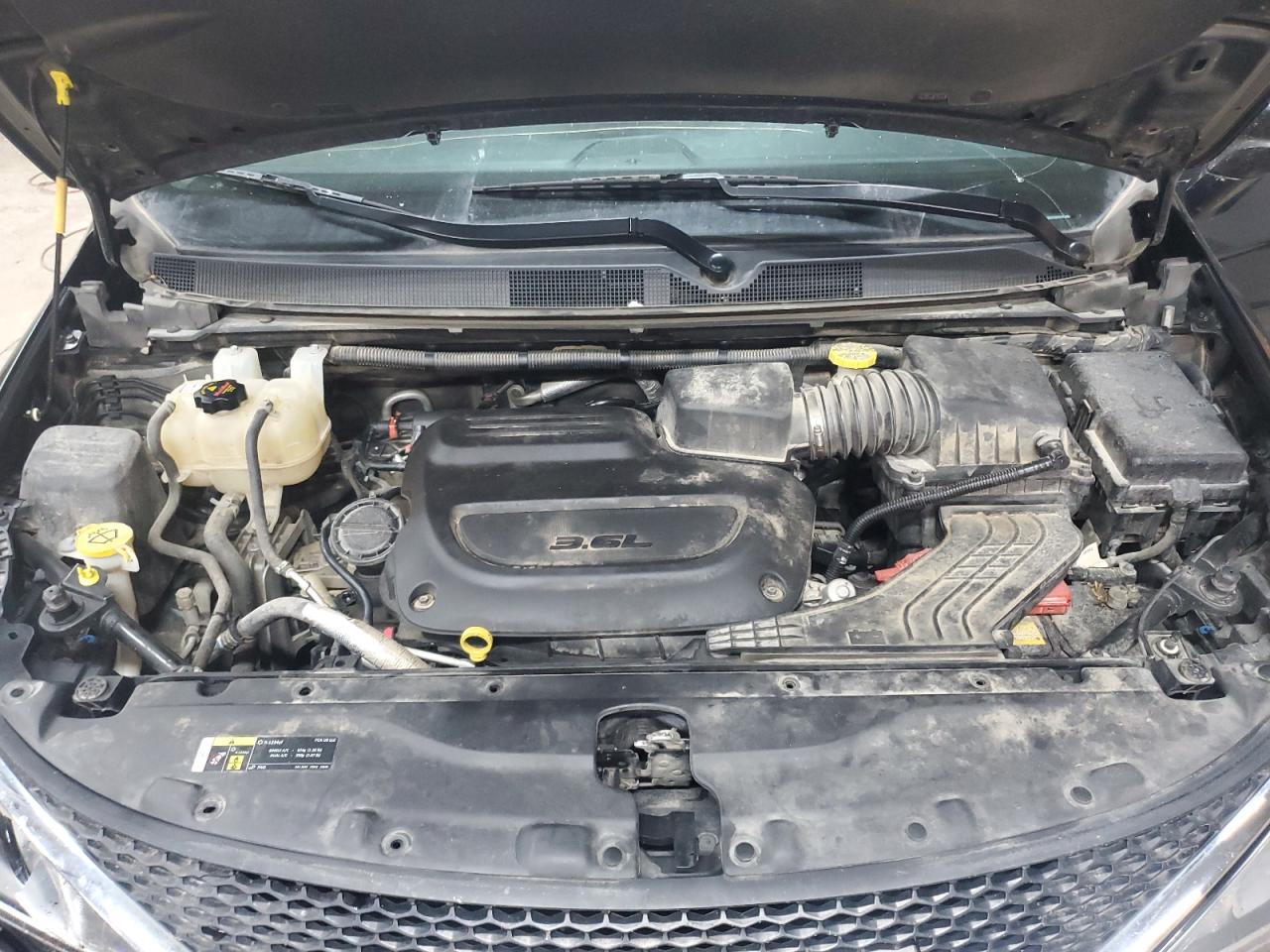 2019 Chrysler Pacifica Touring L VIN: 2C4RC1BG2KR588961 Lot: 68493235