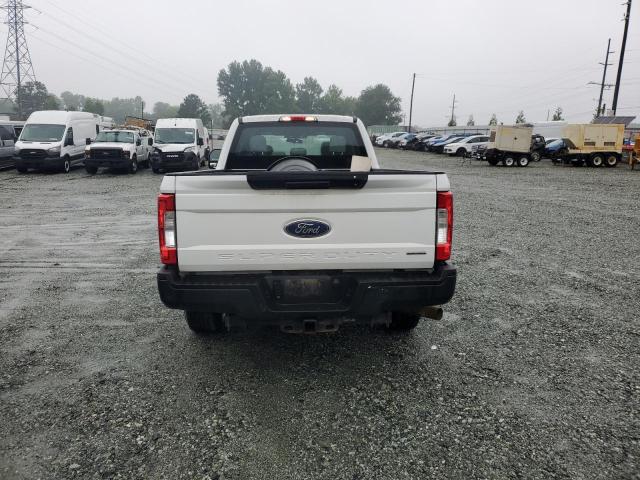 Pickups FORD F350 2017 Biały