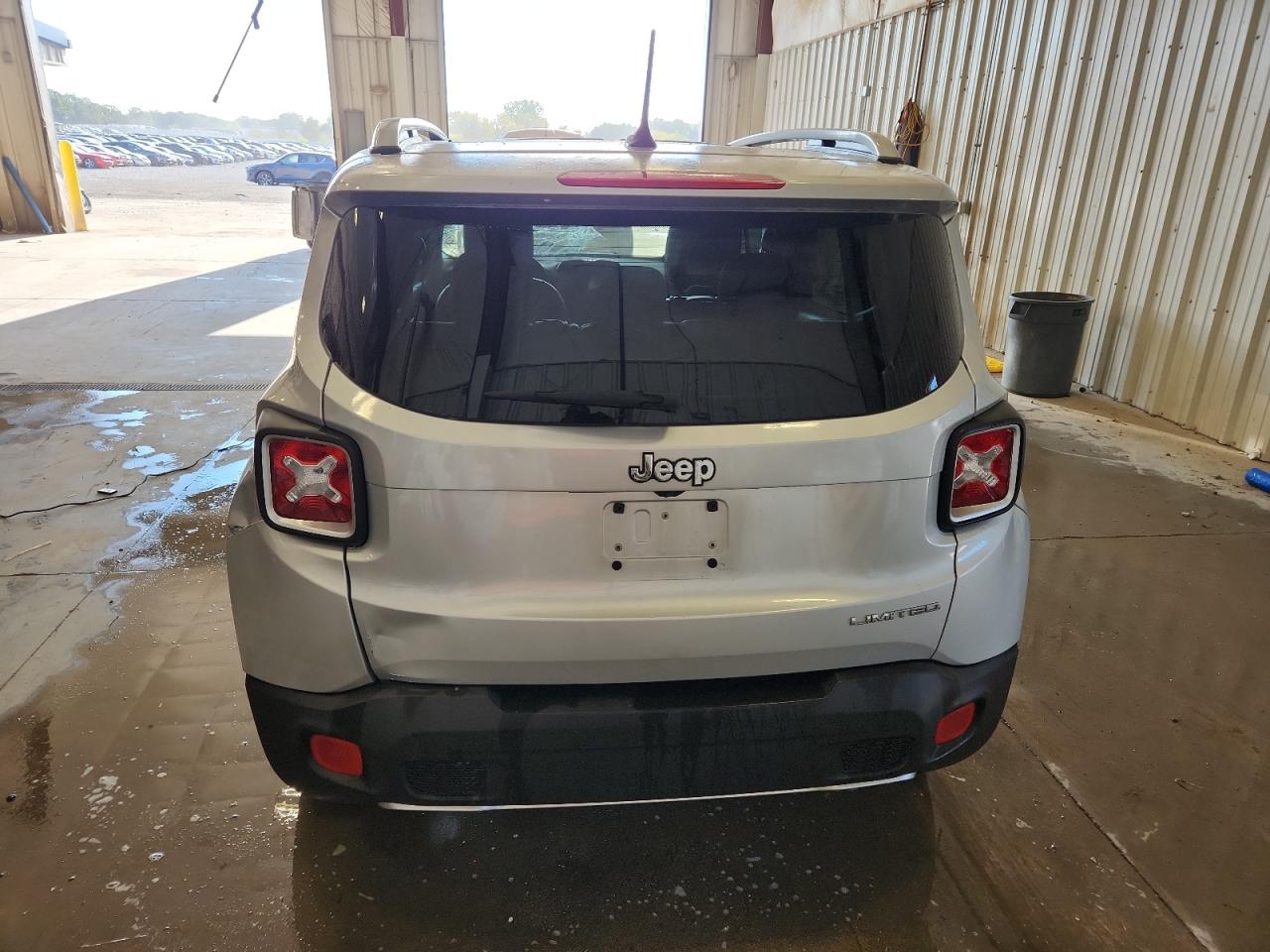 2015 Jeep Renegade Limited VIN: ZACCJADT2FPC40822 Lot: 70655425