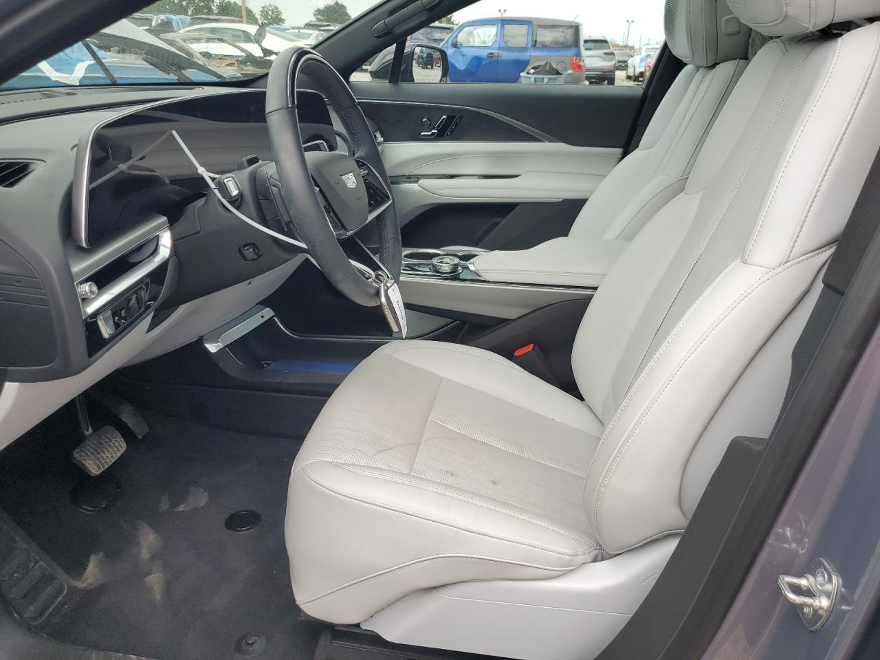 2024 Cadillac Lyriq Luxury VIN: 1GYKPSRK8RZ123665 Lot: 66304005