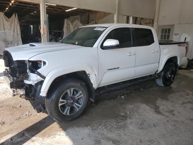  TOYOTA TACOMA 2018 Белы