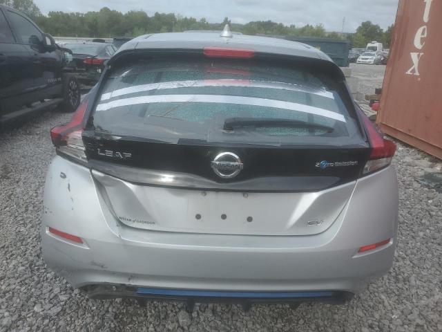  NISSAN LEAF 2018 Srebrny