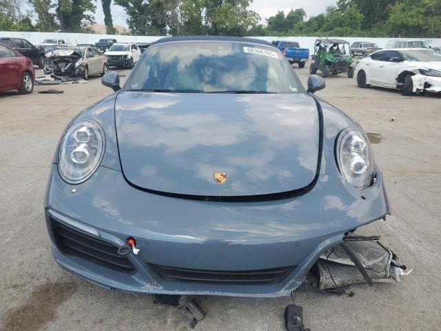  PORSCHE 911 2017 Серый
