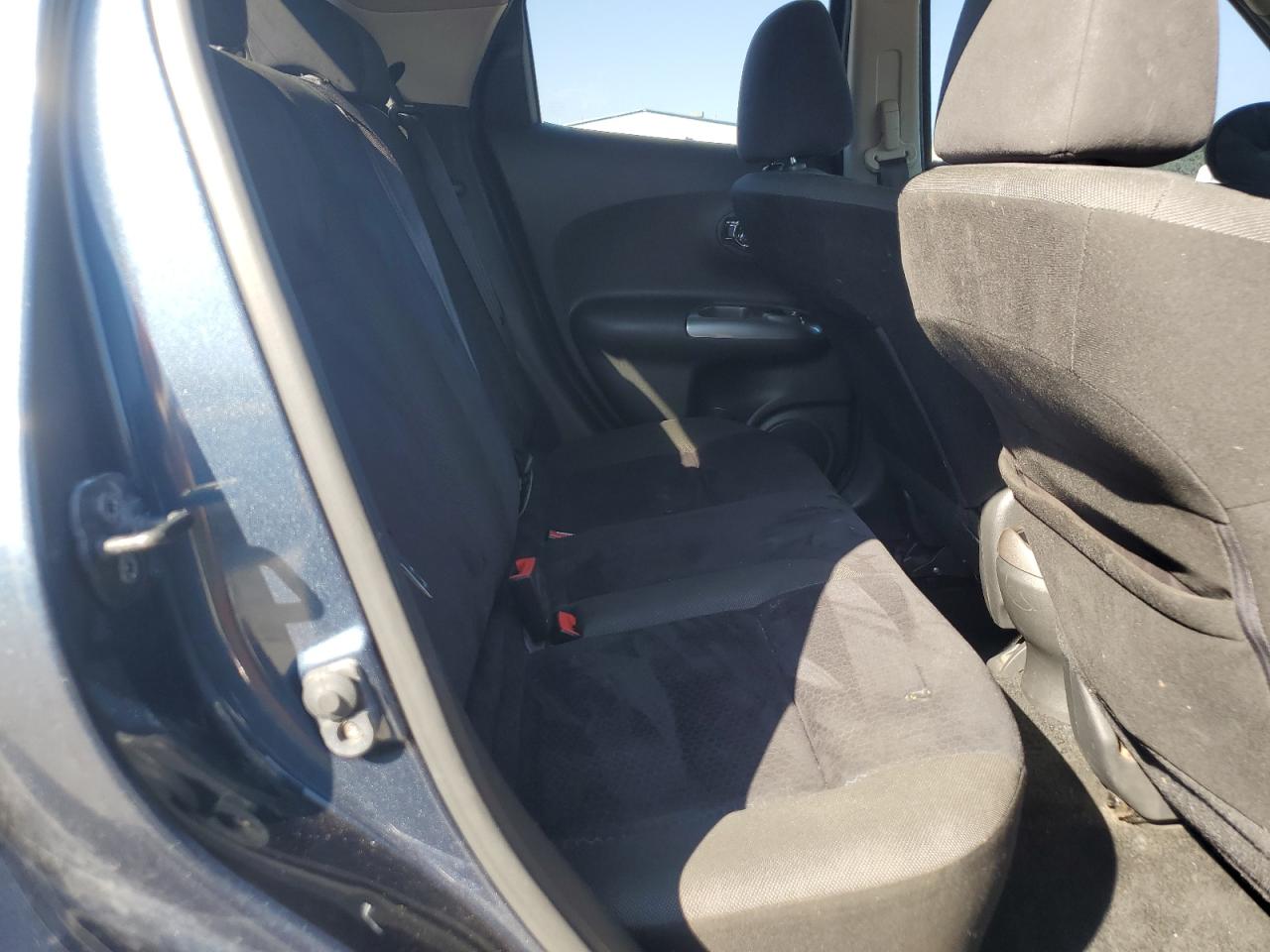 2014 Nissan Juke S VIN: JN8AF5MR2ET350216 Lot: 68833565