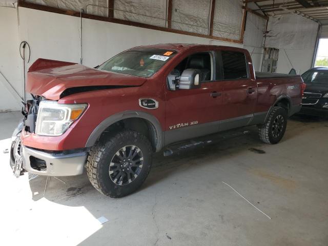  NISSAN TITAN 2016 Красный
