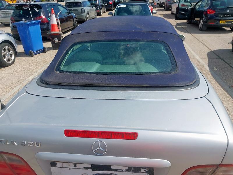 2001 MERCEDES CLK 320  