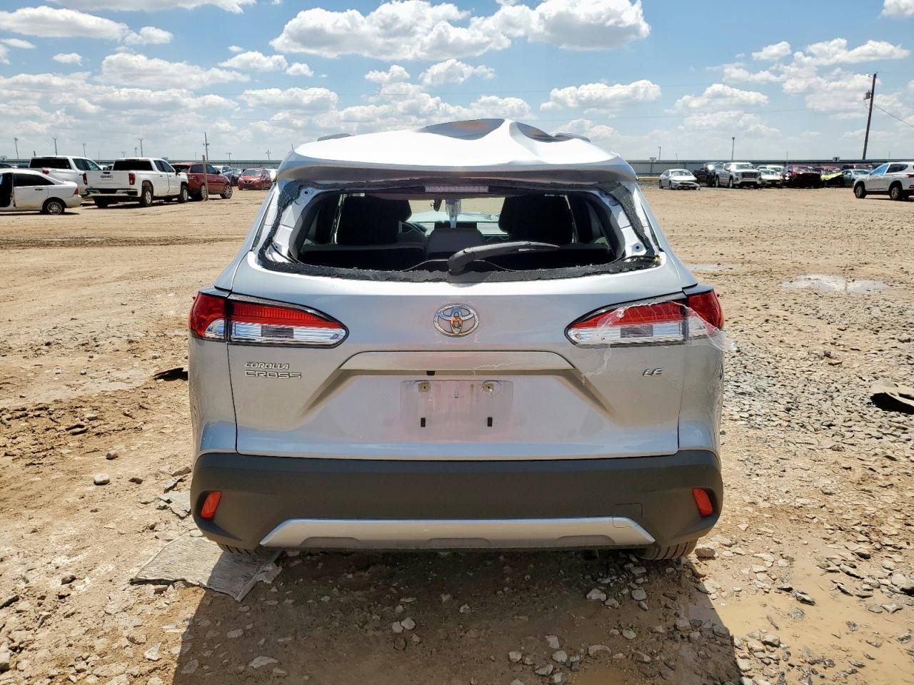 2023 Toyota Corolla Cross Le VIN: 7MUCAAAG0PV061812 Lot: 69659325