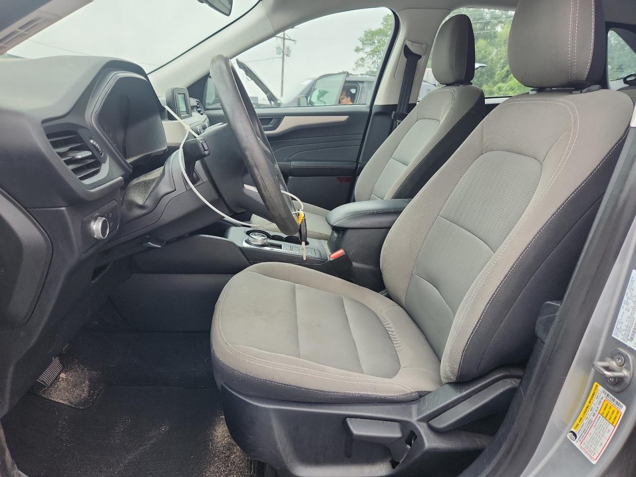 2022 Ford Escape S VIN: 1FMCU0F61NUB18051 Lot: 67727505