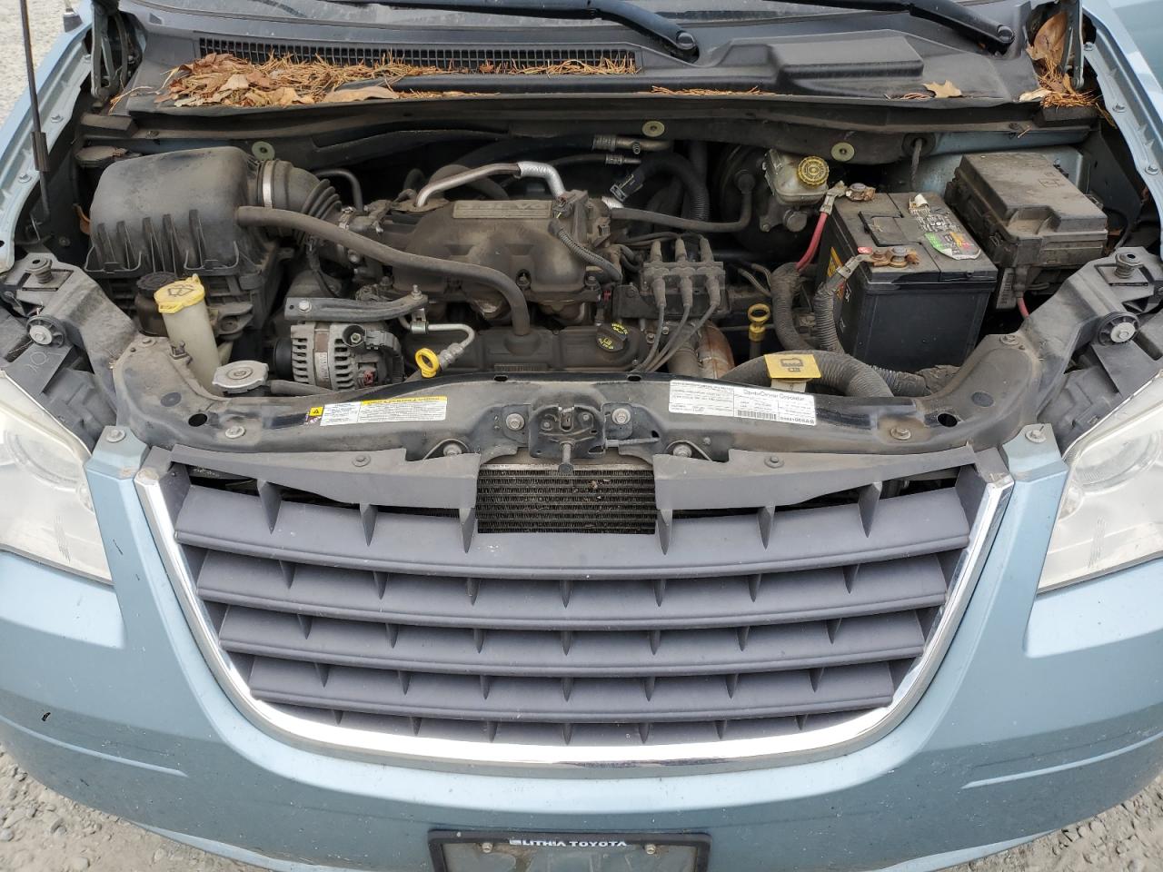 2008 Chrysler Town & Country Lx VIN: 2A8HR44HX8R750550 Lot: 69884385