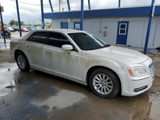  CHRYSLER 300 2013 White