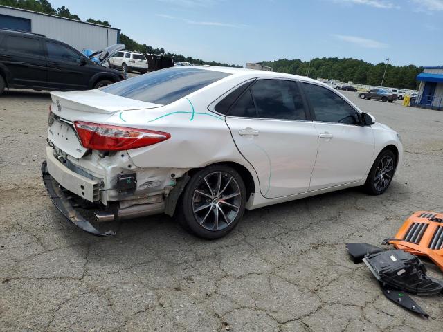  TOYOTA CAMRY 2016 Biały