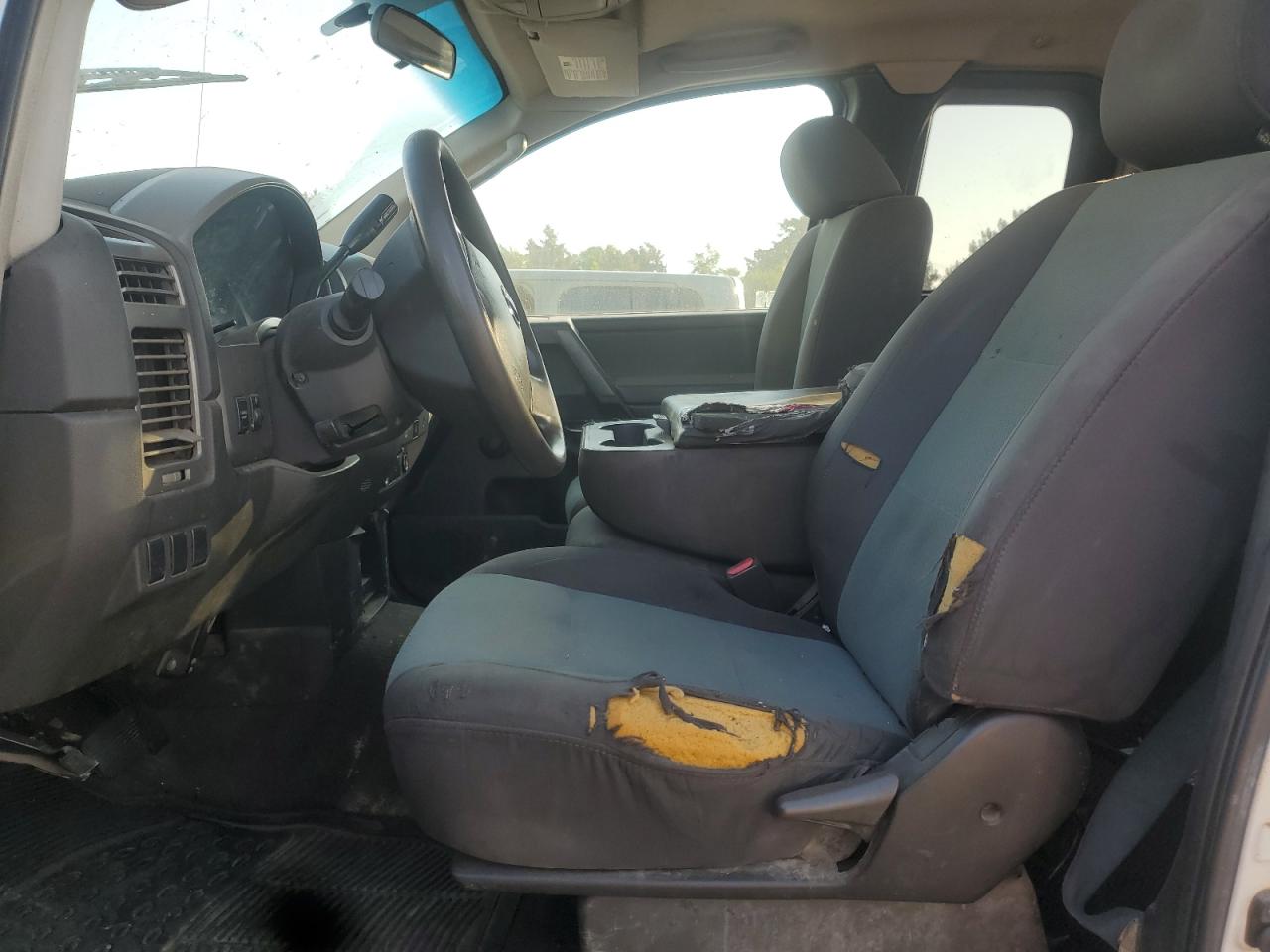 2005 Nissan Titan Xe VIN: 1N6BA06A45N568250 Lot: 67863295