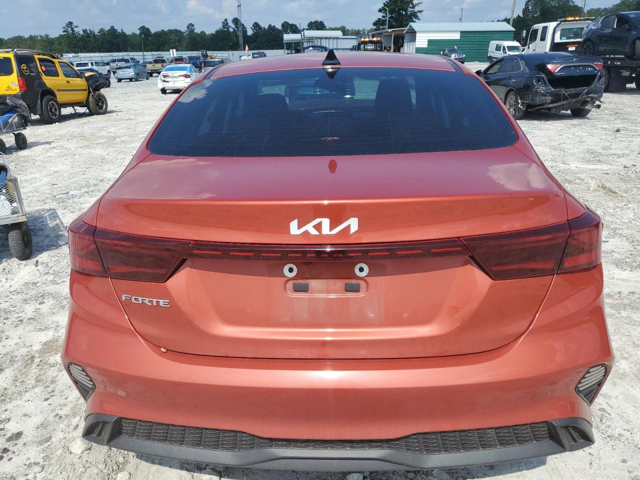2018 Kia Forte Fe VIN: 3KPF24AD7NE438574 Lot: 69354725