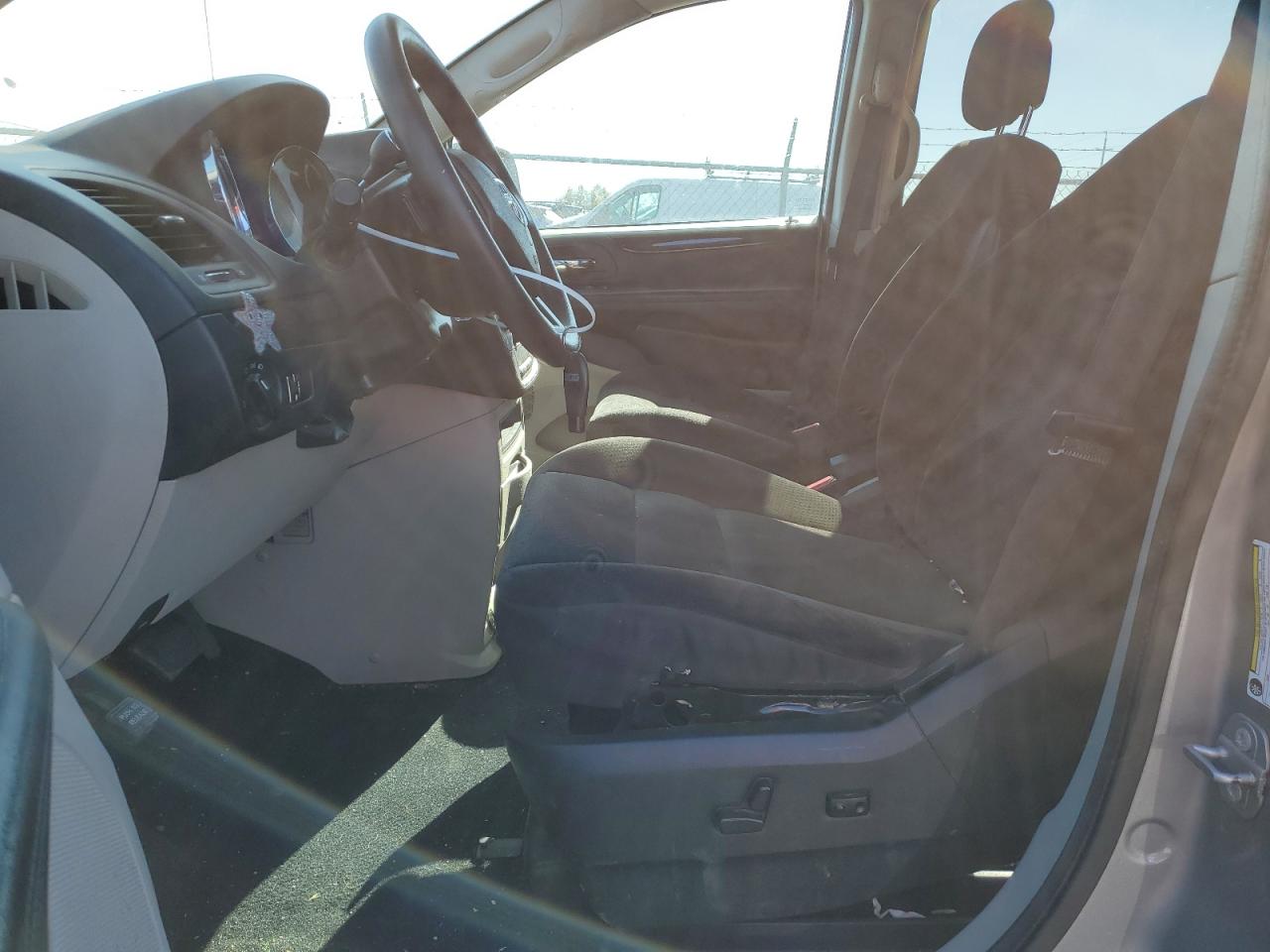 2018 Dodge Grand Caravan Se VIN: 2C4RDGBG2JR245534 Lot: 68960575