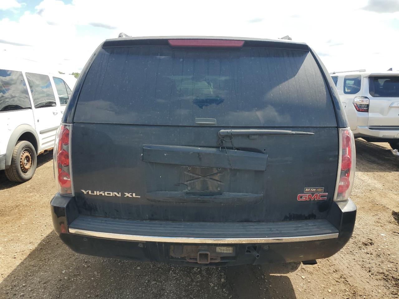 2007 GMC Yukon Xl Denali VIN: 1GKFK66857J204984 Lot: 69758205