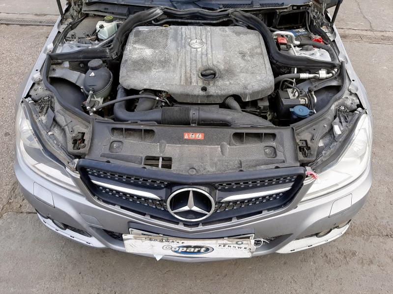 2012 MERCEDES-BENZ C220 SE CDI BLUEEFFICIENC 