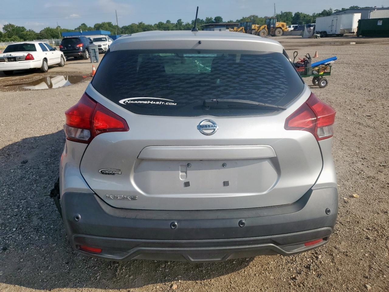 2020 Nissan Kicks S VIN: 3N1CP5BV8LL558882 Lot: 68311455