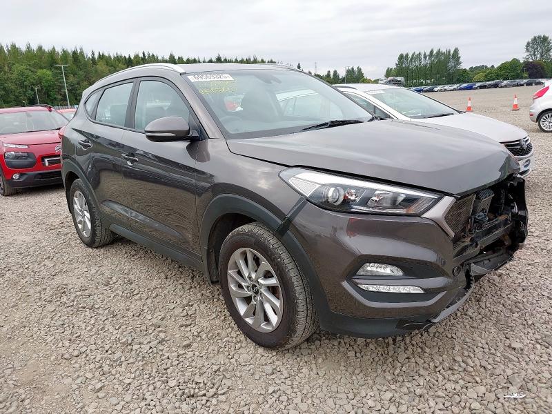 2016 HYUNDAI TUCSON SE NAV