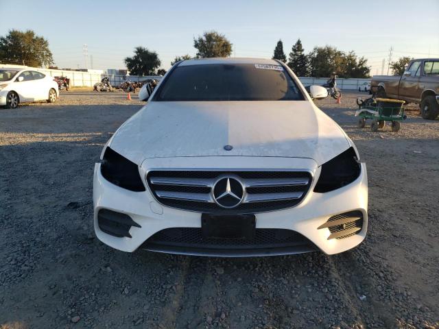 Sedans MERCEDES-BENZ E-CLASS 2017 Biały
